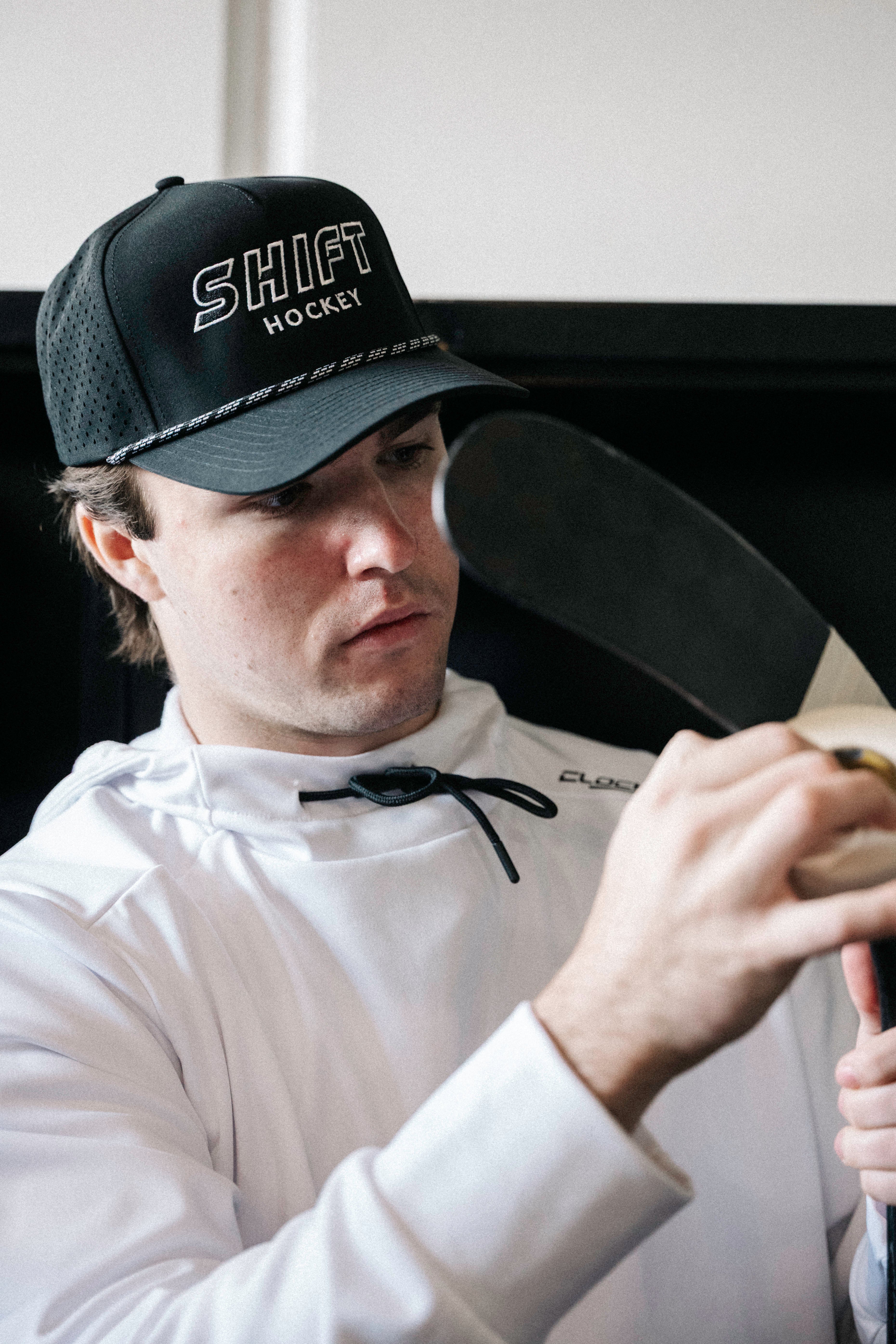 Momentum Hoodie Jets